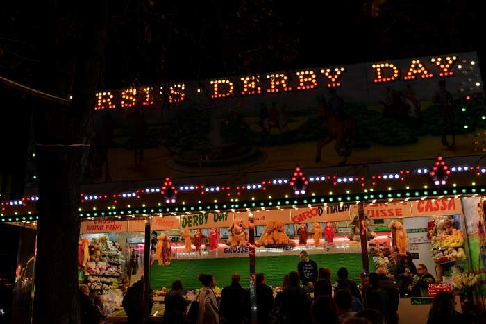 — Stand Derby: course de chevaux — Foire d'Automne — Bâle/Basel —