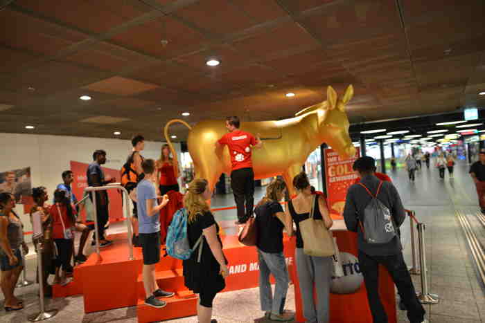 — L'âne d'or: loterie Suisse — Gare SBB - Berne —