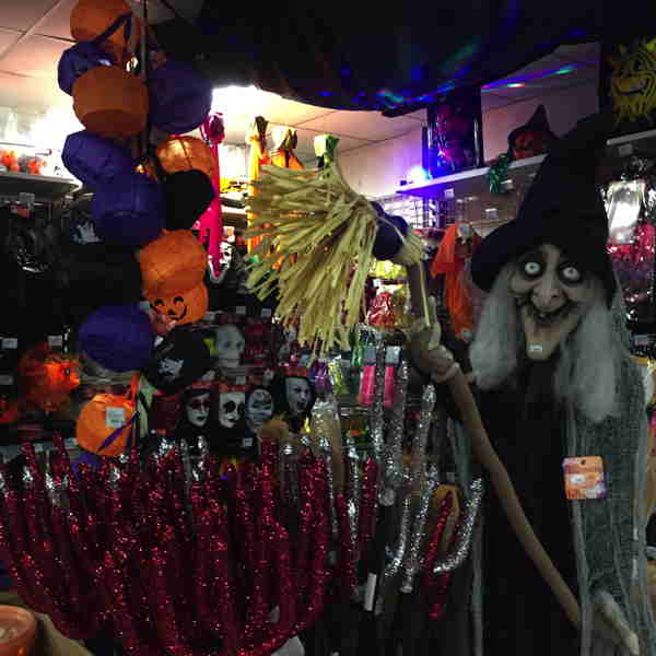 — Tridents - Rayons dédiés à la "fête" d'Halloween —