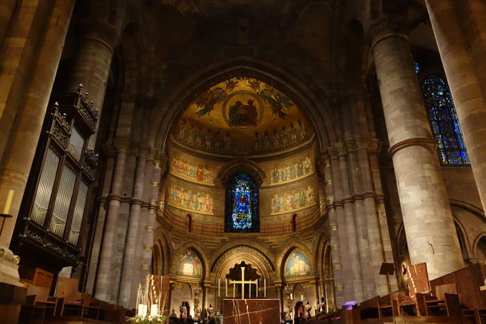 Nef de la cathédrale de Strasbourg — Strasbourg