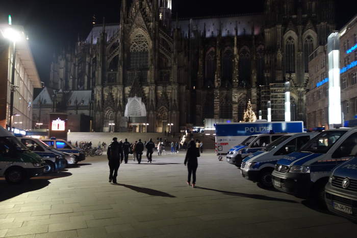 Esplanades de la gare et de la cathédrale — Cologne/Köln