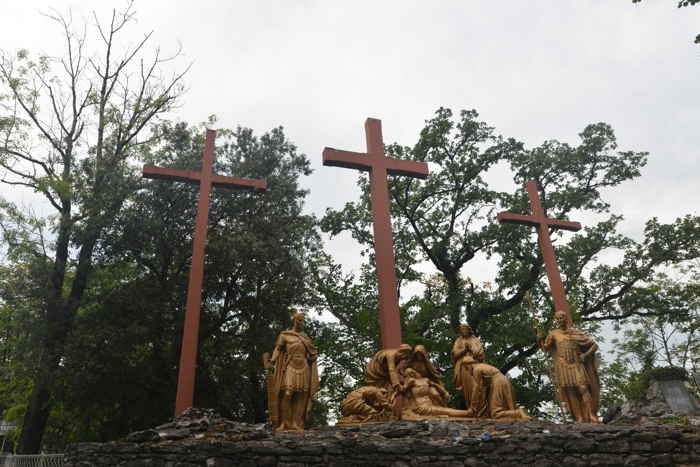 Calvaire au sommet du chemin de croix — Lourdes