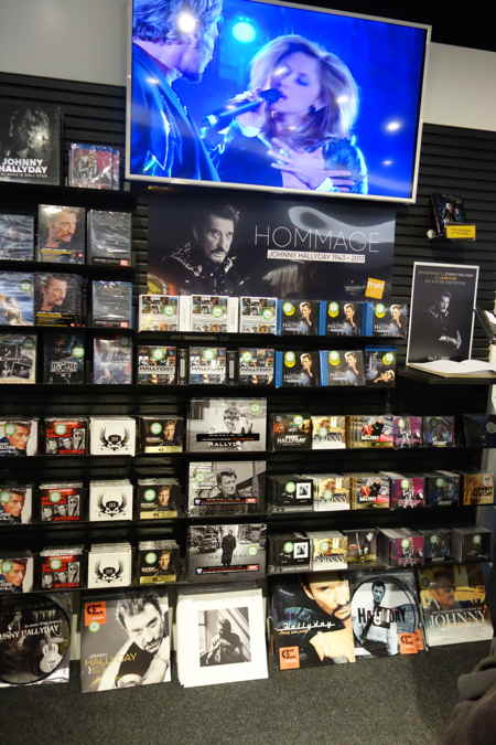 Rayon CD-DVDs dédié à Johnny Hallyday — Centre Commercial Les Halles — Paris