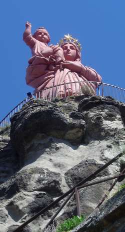 Statue NdF au Puy en Velay