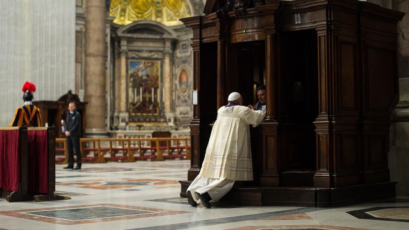 Le Pape lance les "24 heures" de la confession