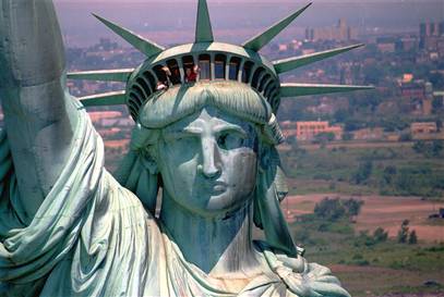 Statue de la Liberté dans le port de NYC