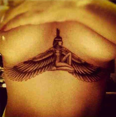 Rihanna et Isis...  