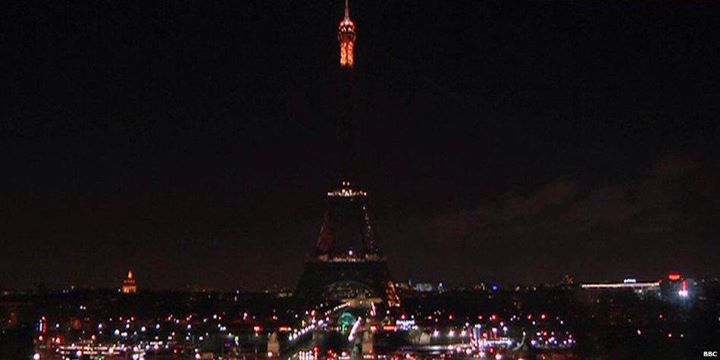 Hommage aux victimes de la tuerie chez Charlie Hebdo