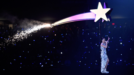 Katy Perry pendant sa prestation au Super-Bowl au 1/02/2015