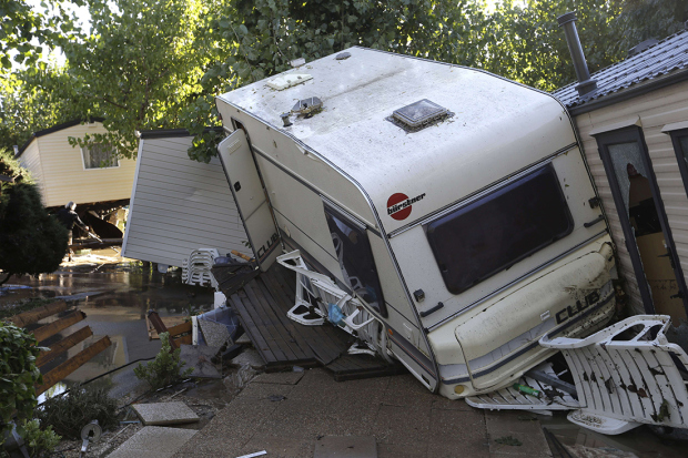 Campings dévastés après les intempéries du 3 Octobre 2015