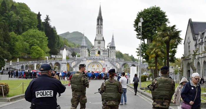 Forces de sécurité à Lourdes