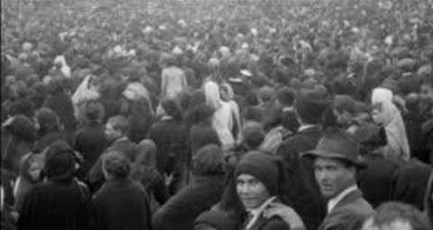70 000 à 100 000 personnes assistant au "miracle" du soleil
