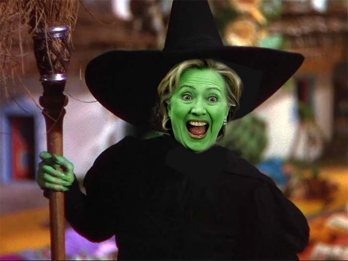 Hillary Clinton en sorcière (photo-montage)