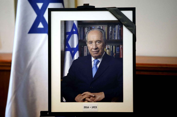 Shimon Peres