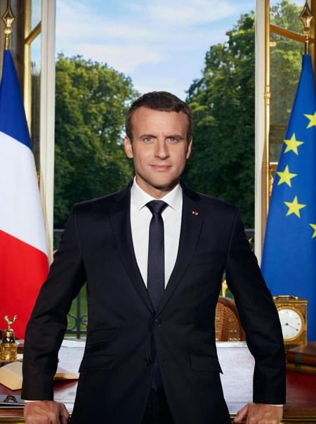 Portrait officiel d'Emmanuel Macron