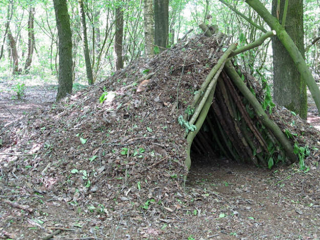 La "Debris Hut"