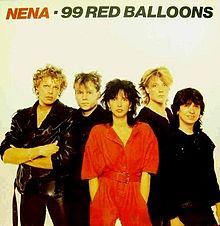 chanteuse Allemande Nena  "99 Luftballons"