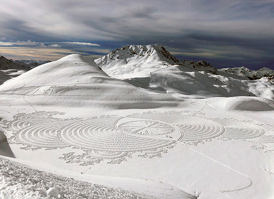 "Snow art" par Simon Beck