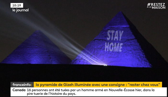 Pyramide Gizeh illuminée: Stay Home