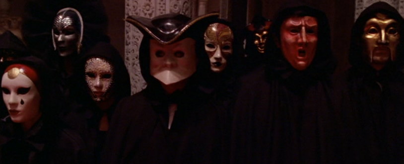 Capture d'écran du film "Eyes Wide Shut" de Stanley Kubrick