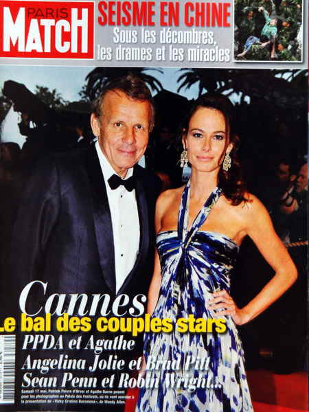 Un couple, radieux, sur les marches du Festival de Cannes...

Paris match / 22-05-2008 n°3079