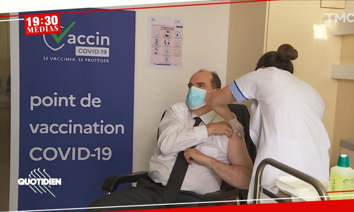 Séance de vaccination pour Jean Castex