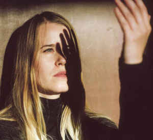 <vide>Anna Von Hausswolff