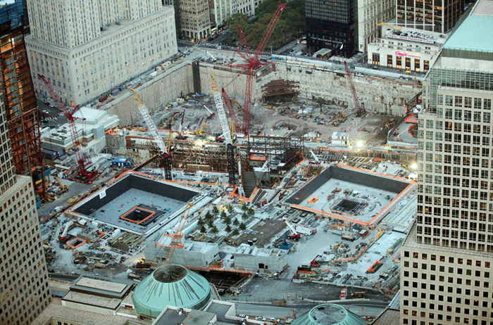 Empreintes du mémorial des deux tours du WTC Nord et Sud du Ground Zero à NYC