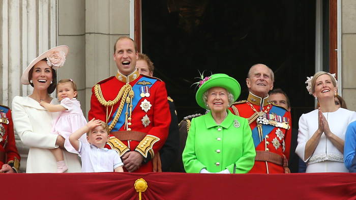 La Reine au balcon de Buckingham en 2016