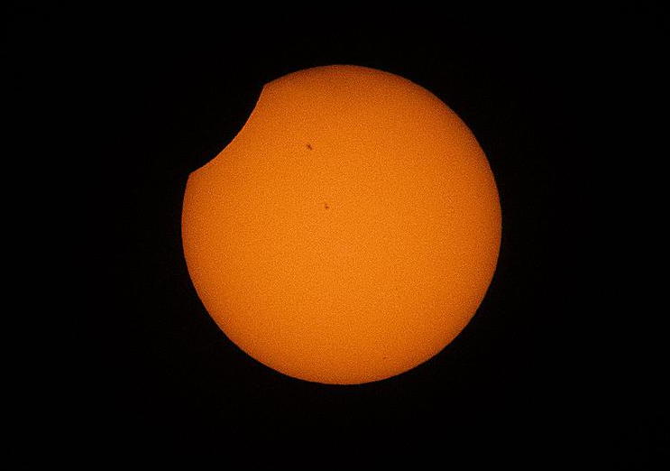 Dbut de l'éclipse annulaire du soleil du 14 Octobre 2023