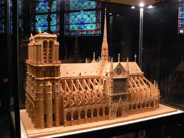 Maquette de la cathédrale Notre Dame de Paris