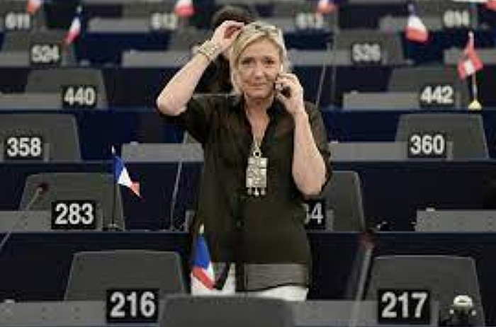 Marine Le Pen au Parlement Européen à Strasbourg