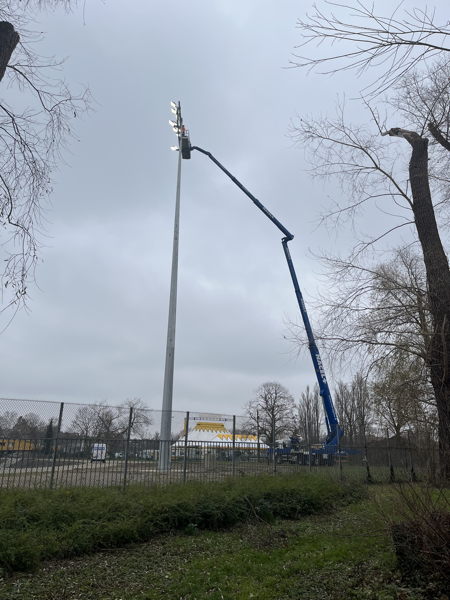 — Cirque équestre et maintenance — Mulhouse —