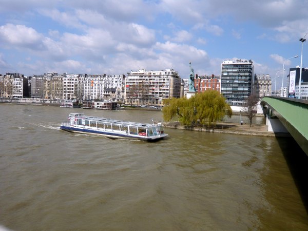 Statue de la Liberté sur la Seine