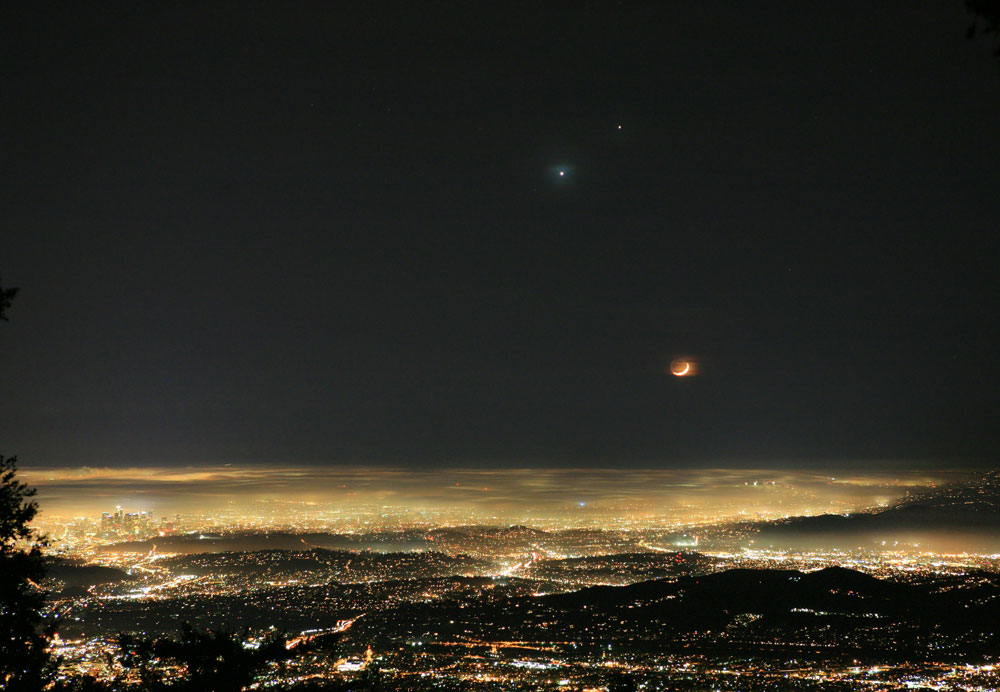 Conjonction de Jupiter et de Vénus — Los Angeles