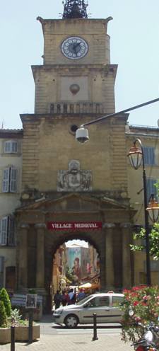 tour de l'horloge à Salon