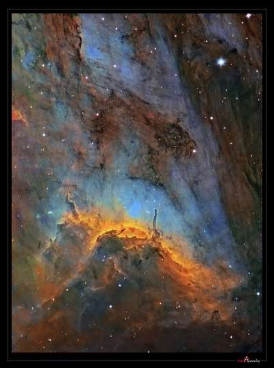 Nébuleuse du Pélican dans la constellation du Cygne (sous référence IC5070 et IC5067) 