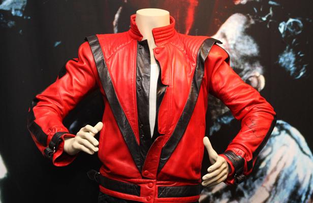 L'une des deux vestes que portait Michael Jackson dans le clip «Thriller»