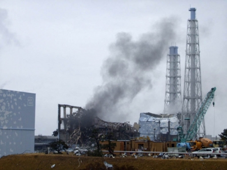 Centrale nucléaire de Fukushima-Daïchi après le passage du Tsunami