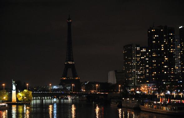 — Opération "Black out d'une heure pour la planète" - Paris- 26 Mars 2010 —