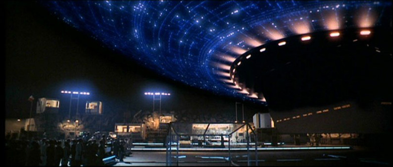 "Rencontres du IIIe type" de S. Spielberg
