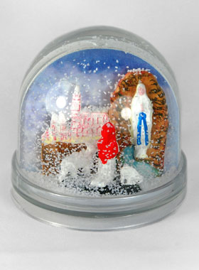 "boule de neige Basilique de Lourdes"