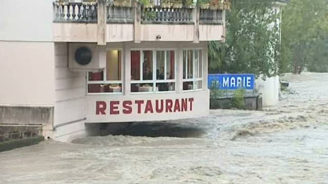 Ville de Lourdes inondée - Octobre 2012