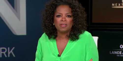 Oprah Winfrey en tenue émeraude