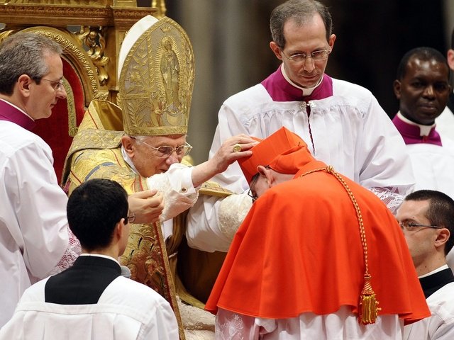 Evêque Kurt Koch de Bâle nommé cardinal par Benoît XVI en Novembre 2011 - Image Keystone 