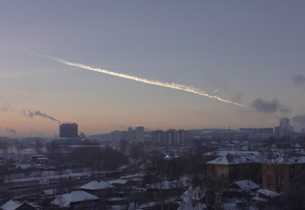 Une pluie de météorites s'est abattue en Russie le 15 février 2013