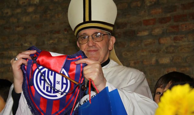 J. Bergoglio aime le football...