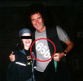 Brian May et son 46664