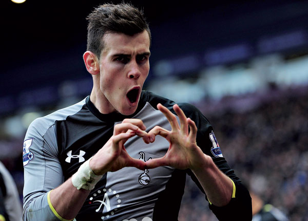 Gareth Bale et son signe du cœur digital