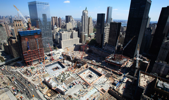 Empreintes à 4 côtés de la base des deux tours du WTC